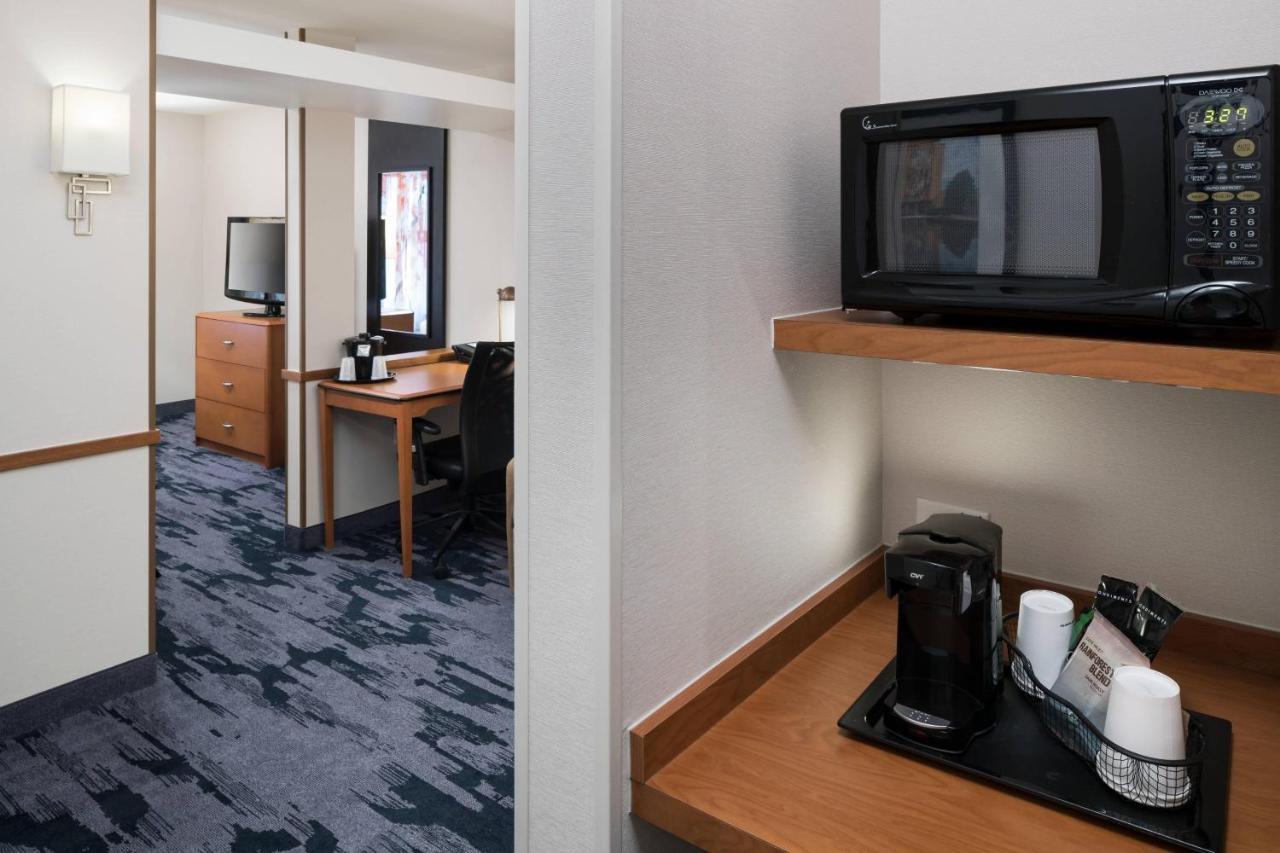 Hotel Fairfield & At Notre Dame 3*